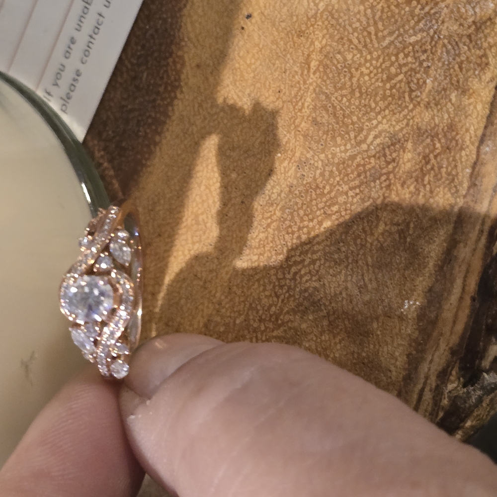 Elegant 14k rose Gold  Women's Ring